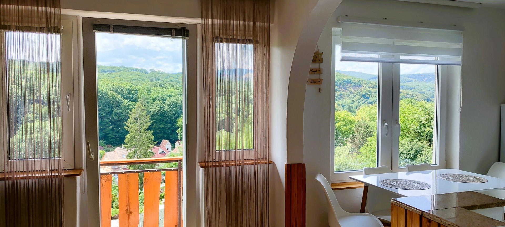 Panoráma a Bükk hegységre